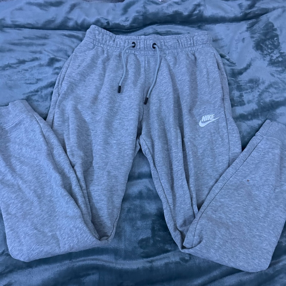 grey nike sweats